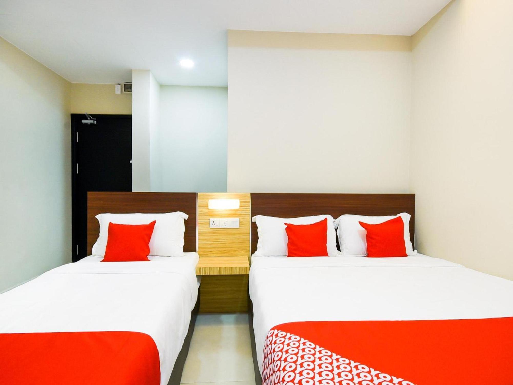 Oyo 1023 La Mirina Boutique Inn Екстер'єр фото